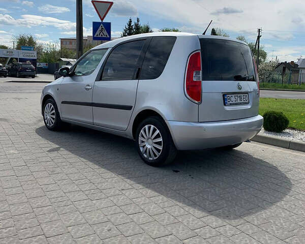 Сірий Шкода Румстер, об'ємом двигуна 1.6 л та пробігом 305 тис. км за 7177 $, фото 5 на Automoto.ua