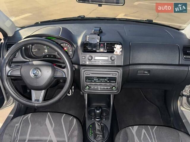 Шкода Румстер 2013 в Киеве на Automoto.ua Серый Шкода Румстер, объемом двигателя 1.2 л и пробегом 189 тыс. км за 6500 $, фото 6 на Automoto.ua