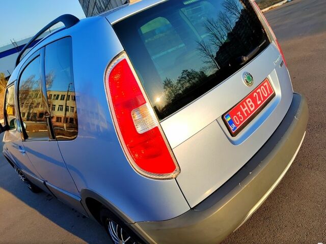 Синий Шкода Румстер, объемом двигателя 16 л и пробегом 204 тыс. км за 5800 $, фото 8 на Automoto.ua