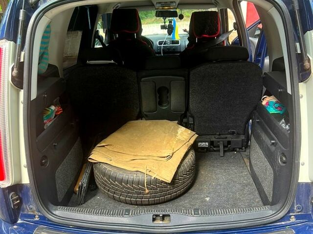 Синий Шкода Румстер, объемом двигателя 1.6 л и пробегом 212 тыс. км за 6500 $, фото 5 на Automoto.ua