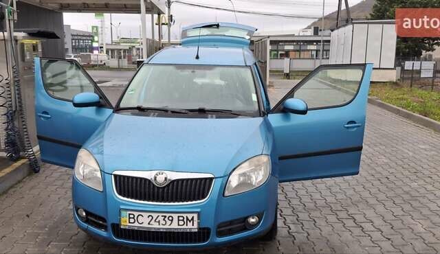 Шкода Румстер 2008 в Мукачеве на Automoto.ua Синий Шкода Румстер, объемом двигателя 1.39 л и пробегом 160 тыс. км за 4800 $, фото 6 на Automoto.ua