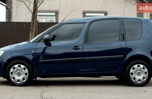 Синій Шкода Румстер, об'ємом двигуна 1.2 л та пробігом 195 тис. км за 4950 $, фото 6 на Automoto.ua