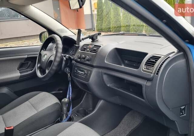 Синий Шкода Румстер, объемом двигателя 1.2 л и пробегом 243 тыс. км за 3850 $, фото 26 на Automoto.ua