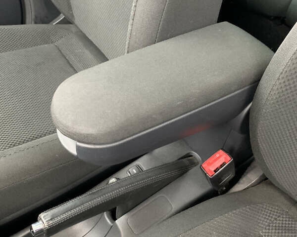 Синий Шкода Румстер, объемом двигателя 1.6 л и пробегом 185 тыс. км за 5800 $, фото 30 на Automoto.ua