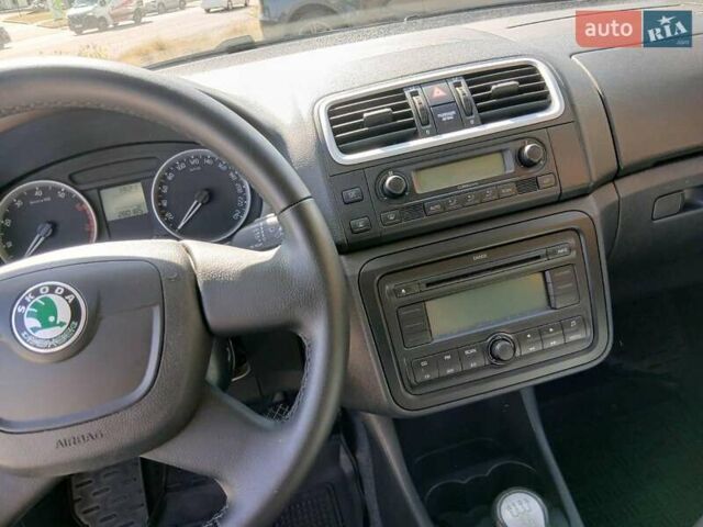 Синий Шкода Румстер, объемом двигателя 1.39 л и пробегом 273 тыс. км за 4500 $, фото 11 на Automoto.ua