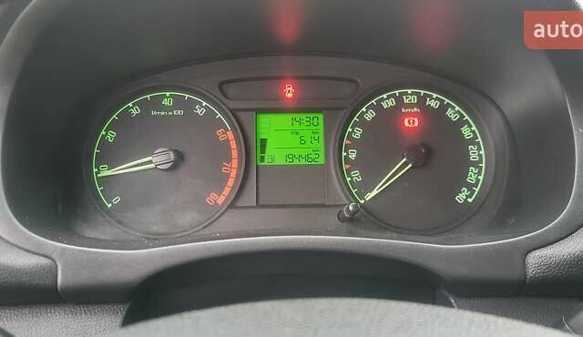 Синій Шкода Румстер, об'ємом двигуна 1.2 л та пробігом 195 тис. км за 4950 $, фото 16 на Automoto.ua