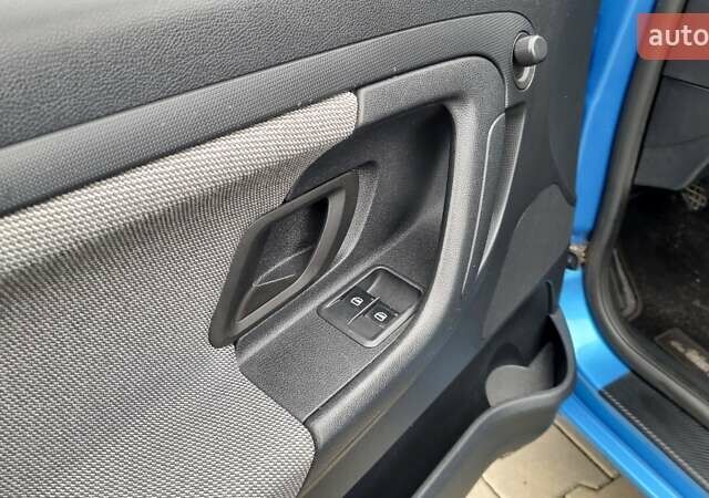 Синий Шкода Румстер, объемом двигателя 1.2 л и пробегом 243 тыс. км за 3850 $, фото 36 на Automoto.ua