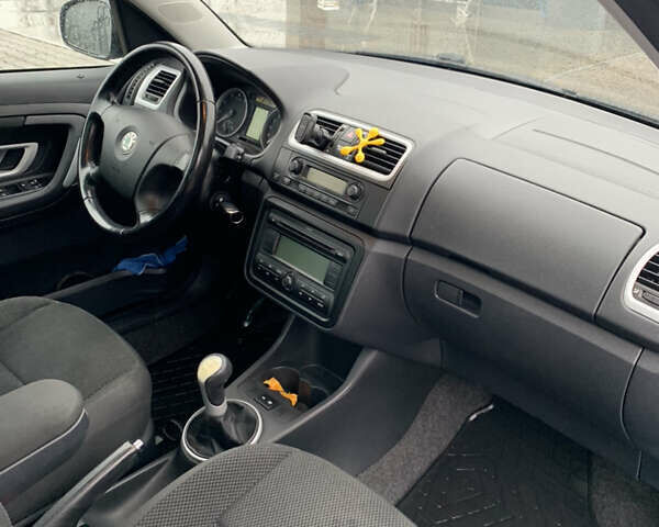 Синий Шкода Румстер, объемом двигателя 1.6 л и пробегом 185 тыс. км за 5800 $, фото 31 на Automoto.ua