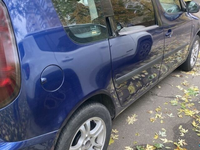 Синий Шкода Румстер, объемом двигателя 1.4 л и пробегом 334 тыс. км за 2800 $, фото 4 на Automoto.ua