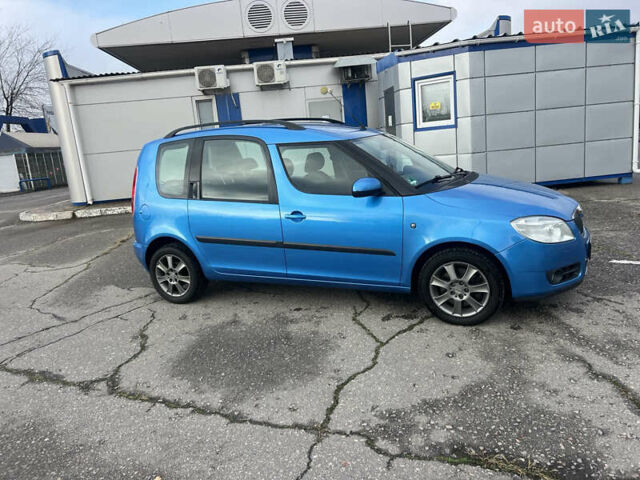 Синий Шкода Румстер, объемом двигателя 1.6 л и пробегом 210 тыс. км за 8950 $, фото 1 на Automoto.ua
