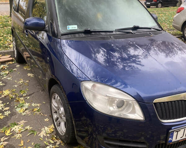 Синій Шкода Румстер, об'ємом двигуна 1.4 л та пробігом 334 тис. км за 2800 $, фото 4 на Automoto.ua