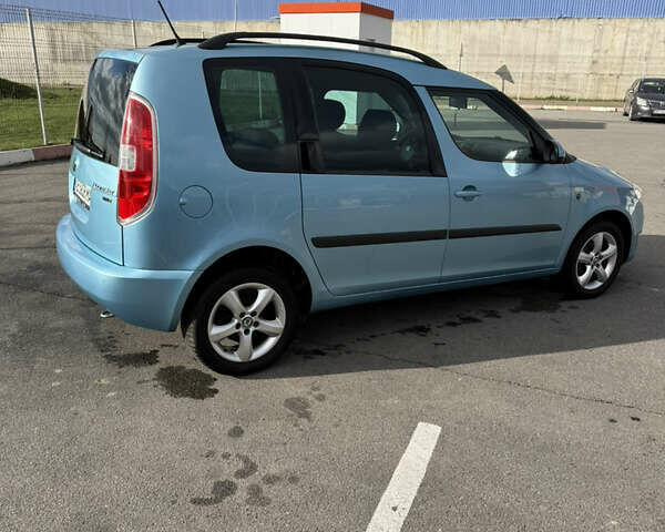 Синій Шкода Румстер, об'ємом двигуна 1.2 л та пробігом 180 тис. км за 6800 $, фото 4 на Automoto.ua