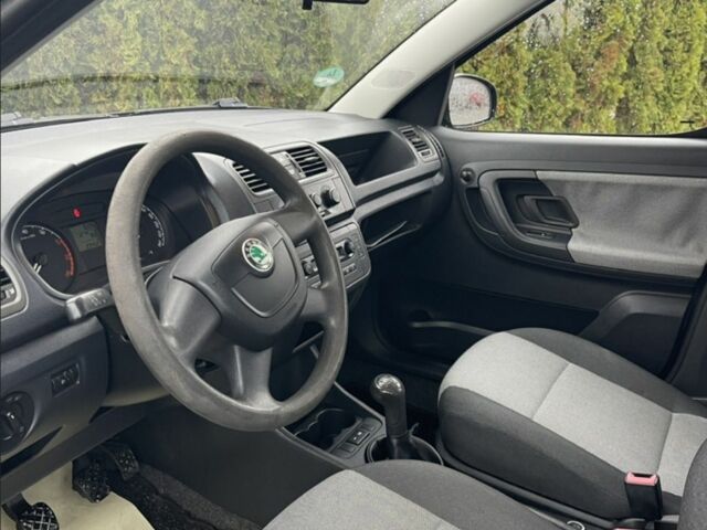 Синий Шкода Румстер, объемом двигателя 1.2 л и пробегом 230 тыс. км за 4500 $, фото 3 на Automoto.ua