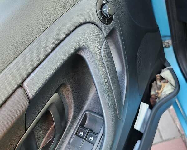 Синій Шкода Румстер, об'ємом двигуна 1.2 л та пробігом 228 тис. км за 5000 $, фото 13 на Automoto.ua