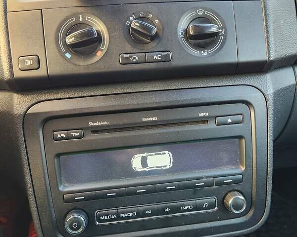 Синій Шкода Румстер, об'ємом двигуна 1.2 л та пробігом 228 тис. км за 5000 $, фото 9 на Automoto.ua