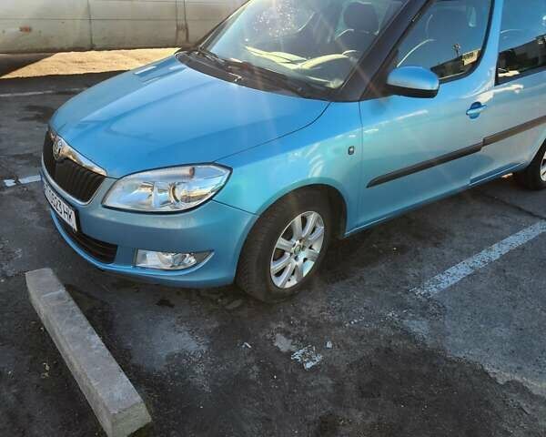 Синій Шкода Румстер, об'ємом двигуна 1.2 л та пробігом 228 тис. км за 5000 $, фото 4 на Automoto.ua