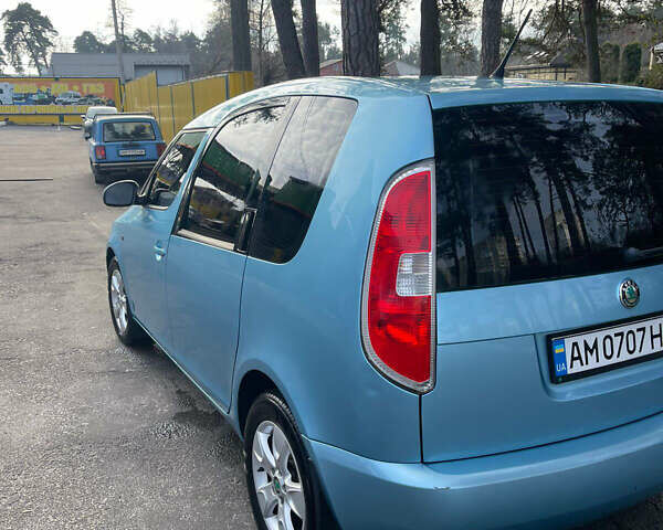 Синий Шкода Румстер, объемом двигателя 1.39 л и пробегом 114 тыс. км за 6500 $, фото 4 на Automoto.ua