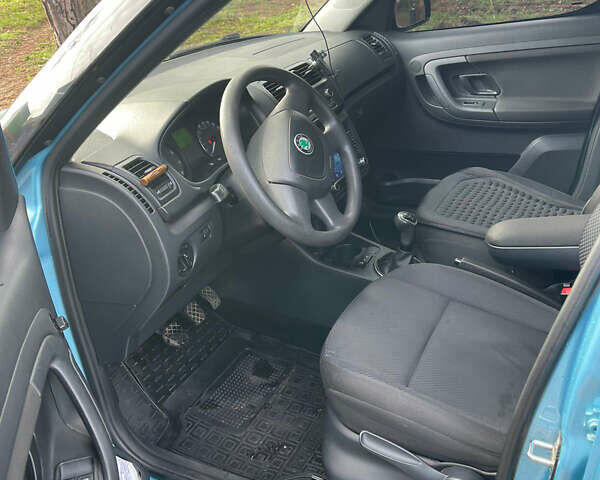 Синий Шкода Румстер, объемом двигателя 1.39 л и пробегом 114 тыс. км за 6500 $, фото 10 на Automoto.ua