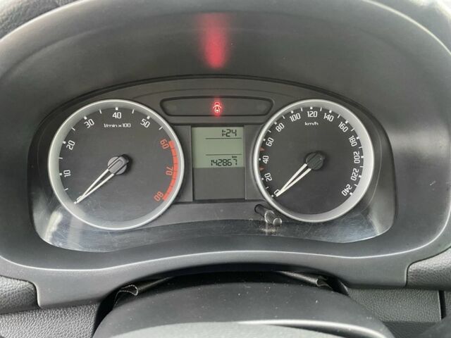 Синий Шкода Румстер, объемом двигателя 1.2 л и пробегом 143 тыс. км за 4950 $, фото 7 на Automoto.ua