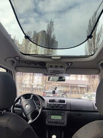 Синий Шкода Румстер, объемом двигателя 1.6 л и пробегом 311 тыс. км за 5200 $, фото 12 на Automoto.ua