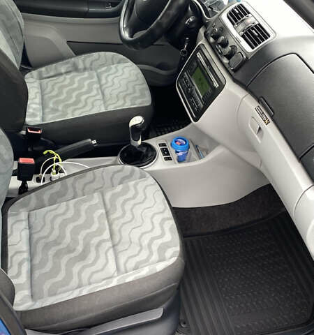 Синій Шкода Румстер, об'ємом двигуна 1.4 л та пробігом 335 тис. км за 4600 $, фото 9 на Automoto.ua