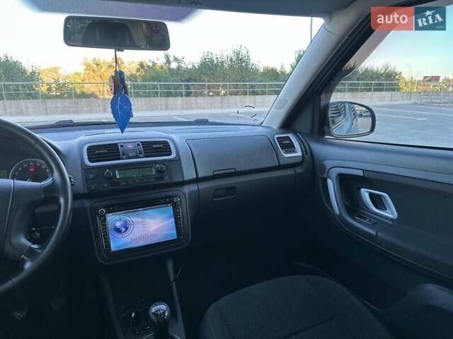 Синій Шкода Румстер, об'ємом двигуна 1.9 л та пробігом 251 тис. км за 4950 $, фото 18 на Automoto.ua