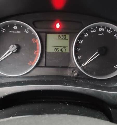 Синій Шкода Румстер, об'ємом двигуна 1.4 л та пробігом 195 тис. км за 5400 $, фото 6 на Automoto.ua