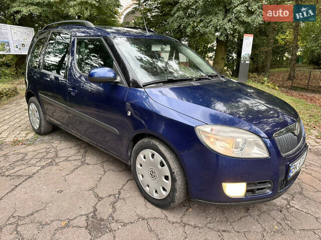 Синий Шкода Румстер, объемом двигателя 1.4 л и пробегом 252 тыс. км за 4450 $, фото 1 на Automoto.ua