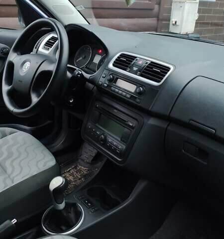 Синій Шкода Румстер, об'ємом двигуна 1.4 л та пробігом 195 тис. км за 5400 $, фото 3 на Automoto.ua