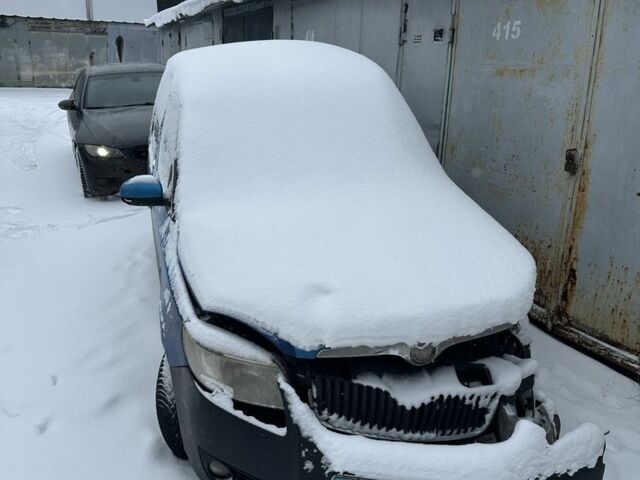 Синій Шкода Румстер, об'ємом двигуна 1.6 л та пробігом 300 тис. км за 2000 $, фото 3 на Automoto.ua