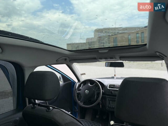 Синій Шкода Румстер, об'ємом двигуна 1.6 л та пробігом 280 тис. км за 4900 $, фото 9 на Automoto.ua