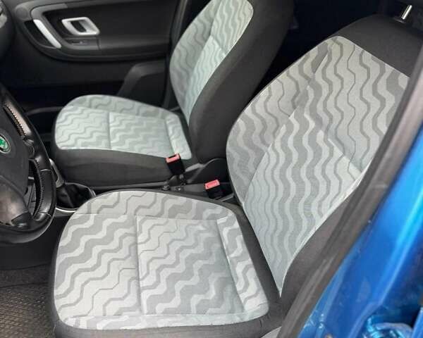 Синій Шкода Румстер, об'ємом двигуна 1.2 л та пробігом 168 тис. км за 3999 $, фото 10 на Automoto.ua