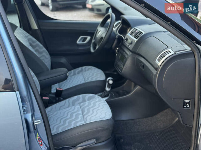 Синий Шкода Румстер, объемом двигателя 1.6 л и пробегом 200 тыс. км за 6499 $, фото 29 на Automoto.ua