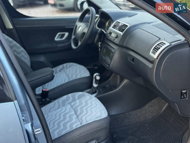 Синий Шкода Румстер, объемом двигателя 1.6 л и пробегом 200 тыс. км за 6499 $, фото 30 на Automoto.ua