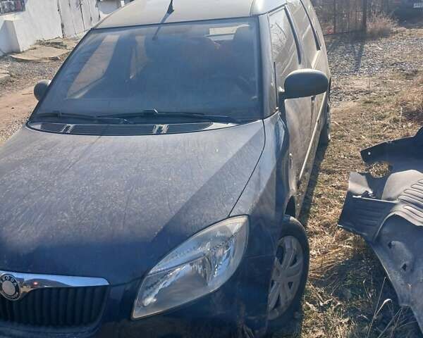 Синий Шкода Румстер, объемом двигателя 1.2 л и пробегом 240 тыс. км за 3600 $, фото 4 на Automoto.ua
