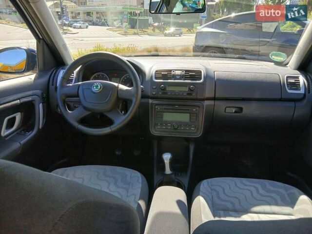 Синий Шкода Румстер, объемом двигателя 1.39 л и пробегом 273 тыс. км за 5500 $, фото 1 на Automoto.ua