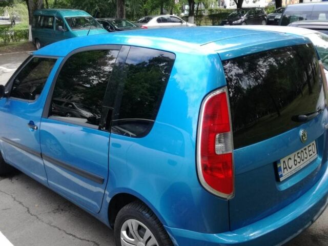 Синий Шкода Румстер, объемом двигателя 1.2 л и пробегом 225 тыс. км за 3000 $, фото 1 на Automoto.ua