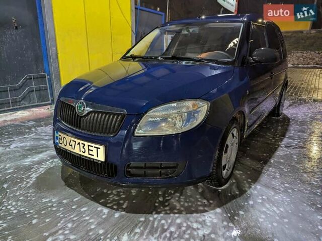 Синий Шкода Румстер, объемом двигателя 1.39 л и пробегом 200 тыс. км за 4600 $, фото 3 на Automoto.ua