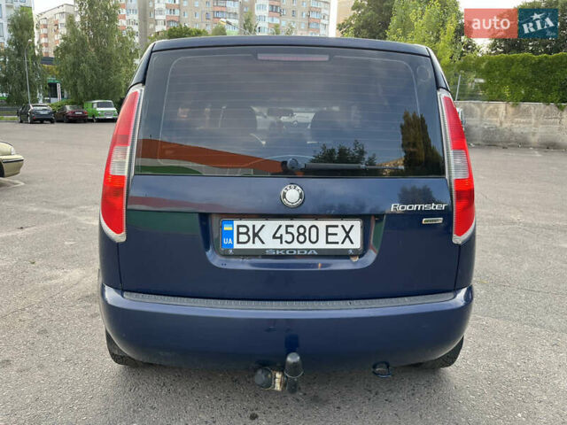 Синий Шкода Румстер, объемом двигателя 1.2 л и пробегом 383 тыс. км за 4700 $, фото 6 на Automoto.ua