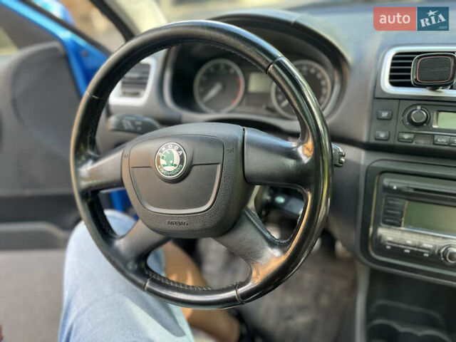 Синій Шкода Румстер, об'ємом двигуна 1.6 л та пробігом 220 тис. км за 5500 $, фото 7 на Automoto.ua