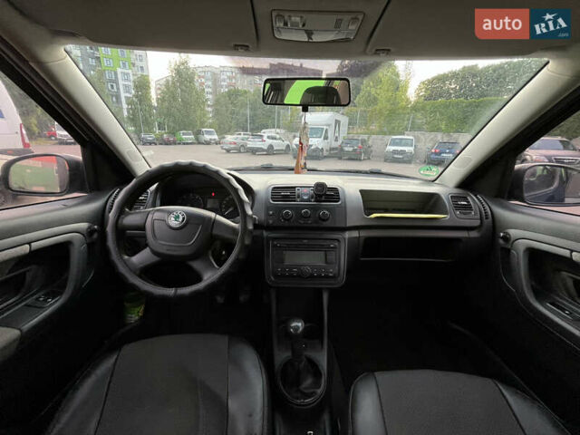 Синий Шкода Румстер, объемом двигателя 1.2 л и пробегом 383 тыс. км за 4700 $, фото 13 на Automoto.ua