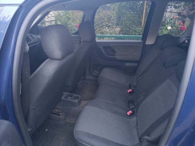 Синий Шкода Румстер, объемом двигателя 1.4 л и пробегом 300 тыс. км за 2000 $, фото 9 на Automoto.ua