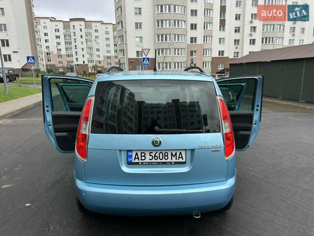 Синий Шкода Румстер, объемом двигателя 1.2 л и пробегом 180 тыс. км за 7199 $, фото 38 на Automoto.ua