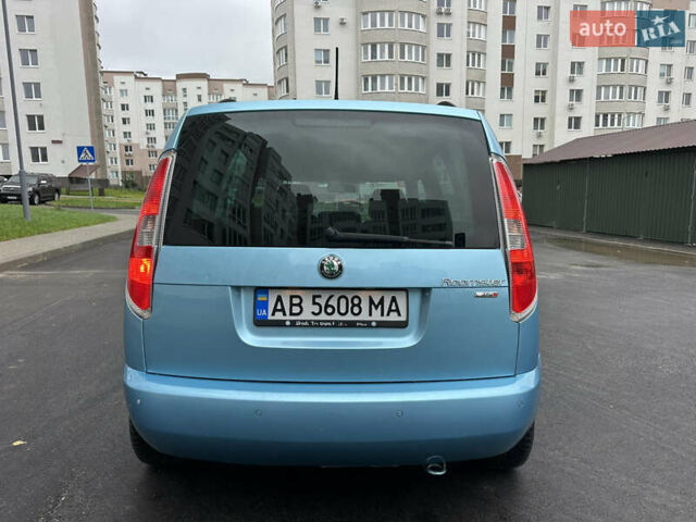 Синий Шкода Румстер, объемом двигателя 1.2 л и пробегом 180 тыс. км за 7199 $, фото 7 на Automoto.ua