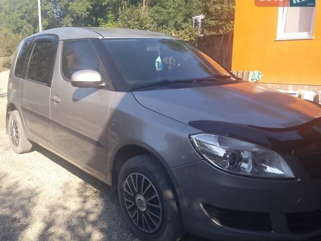 Шкода Румстер 2012 в Борщеве на Automoto.ua Синий Шкода Румстер, объемом двигателя 1.6 л и пробегом 245 тыс. км за 6100 $, фото 1 на Automoto.ua