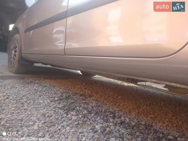 Шкода Румстер 2012 в Борщеве на Automoto.ua Синий Шкода Румстер, объемом двигателя 1.6 л и пробегом 245 тыс. км за 6100 $, фото 25 на Automoto.ua