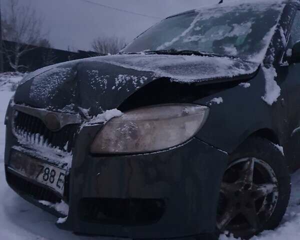 Зелений Шкода Румстер, об'ємом двигуна 1.39 л та пробігом 390 тис. км за 1500 $, фото 5 на Automoto.ua