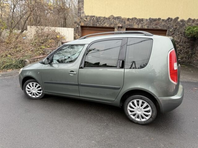 Зеленый Шкода Румстер, объемом двигателя 1.9 л и пробегом 300 тыс. км за 2850 $, фото 4 на Automoto.ua