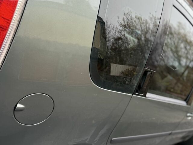 Зеленый Шкода Румстер, объемом двигателя 1.9 л и пробегом 300 тыс. км за 2850 $, фото 12 на Automoto.ua