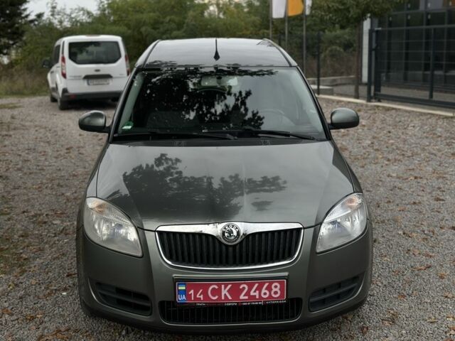 Зелений Шкода Румстер, об'ємом двигуна 1.4 л та пробігом 216 тис. км за 6000 $, фото 1 на Automoto.ua